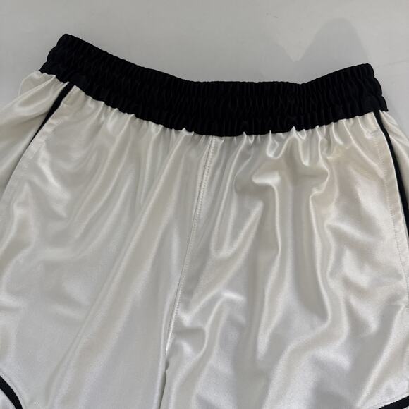 Vintage Nike Fly Crossover Basketball Shorts SHINY White Training Retro Y2K - Picture 3 of 10